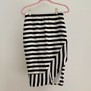 Ty-Lr Pencil Skirt